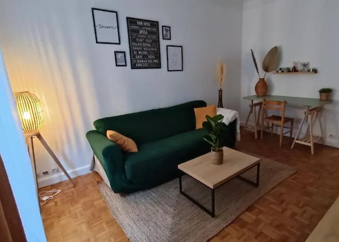 Appartement Au Coeur De Paris A 1 Kilometre De La Tour Eiffel